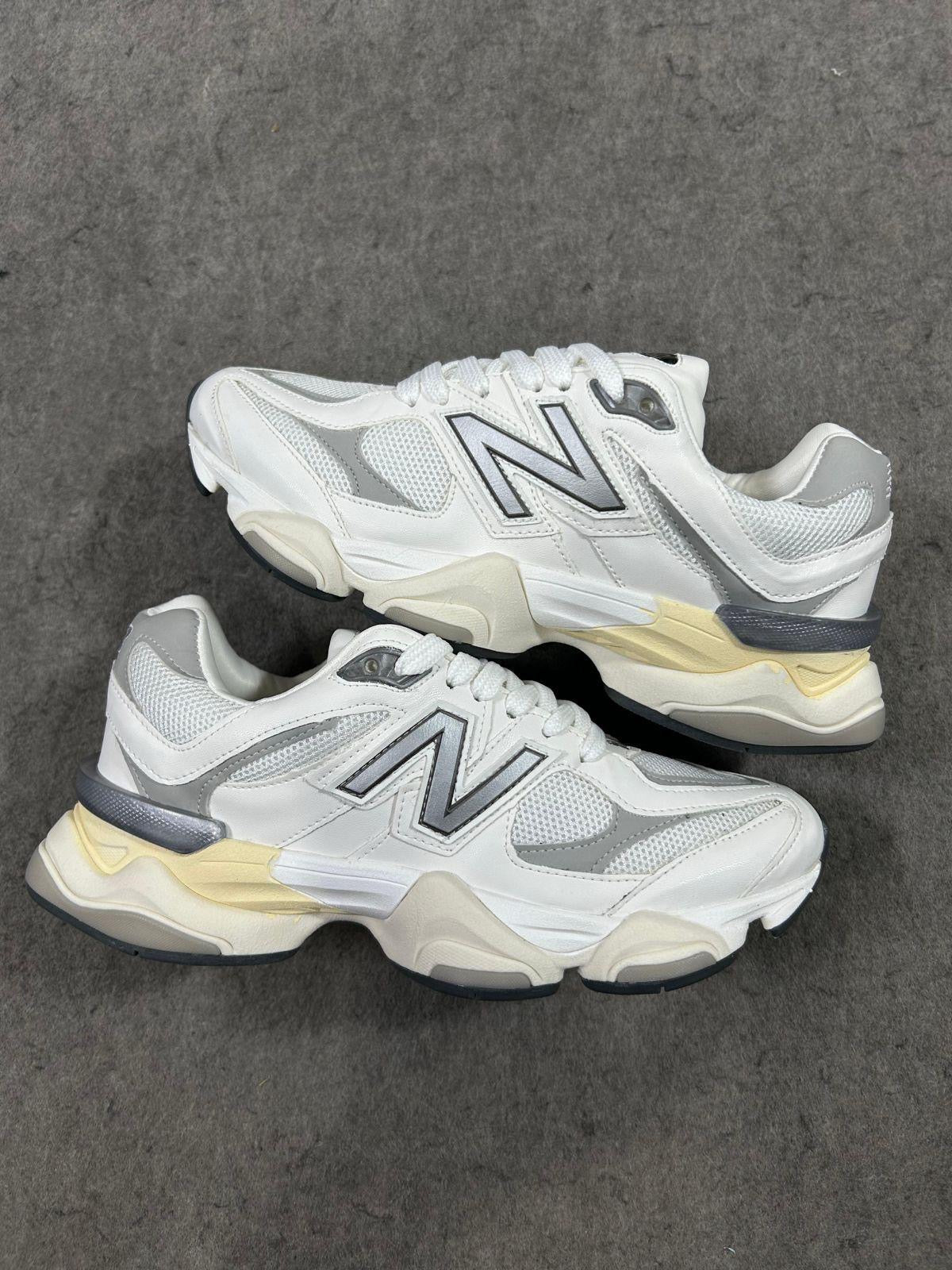 Tênis New Balance 9060 Sea Salt Branco Masculino Couro Legítimo