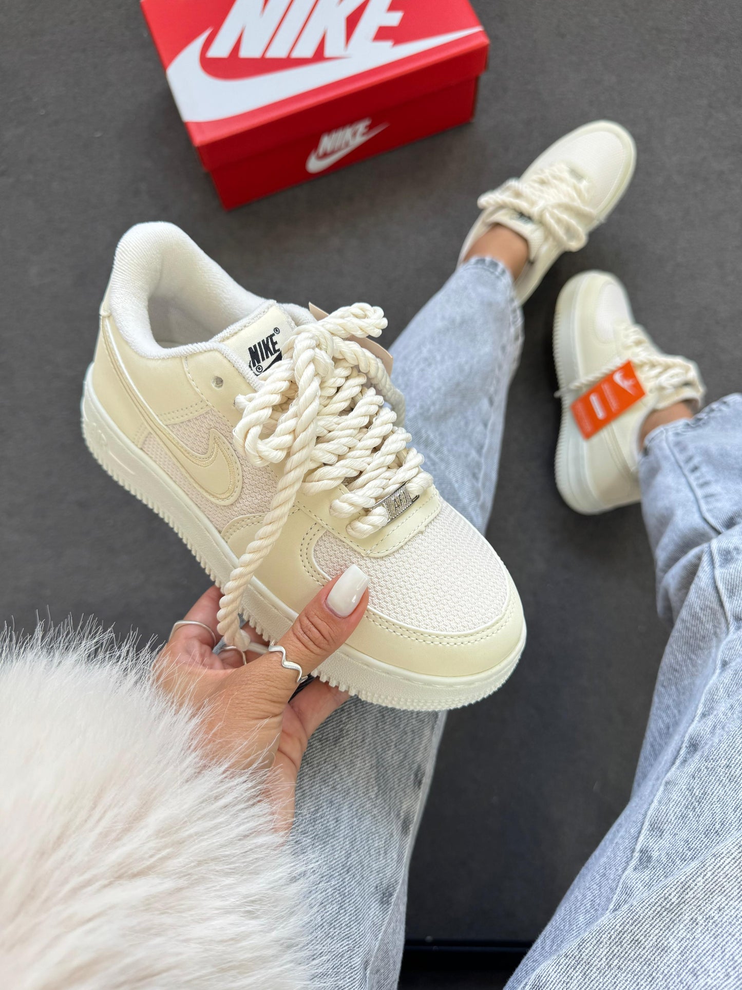 Tênis Nike Air Force Vanilla Cordão Prime