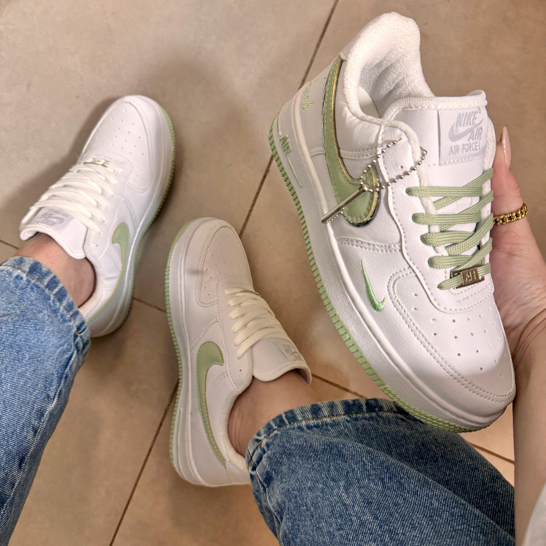 TĂȘnis Nike Air Force Grama Pingente 2.0