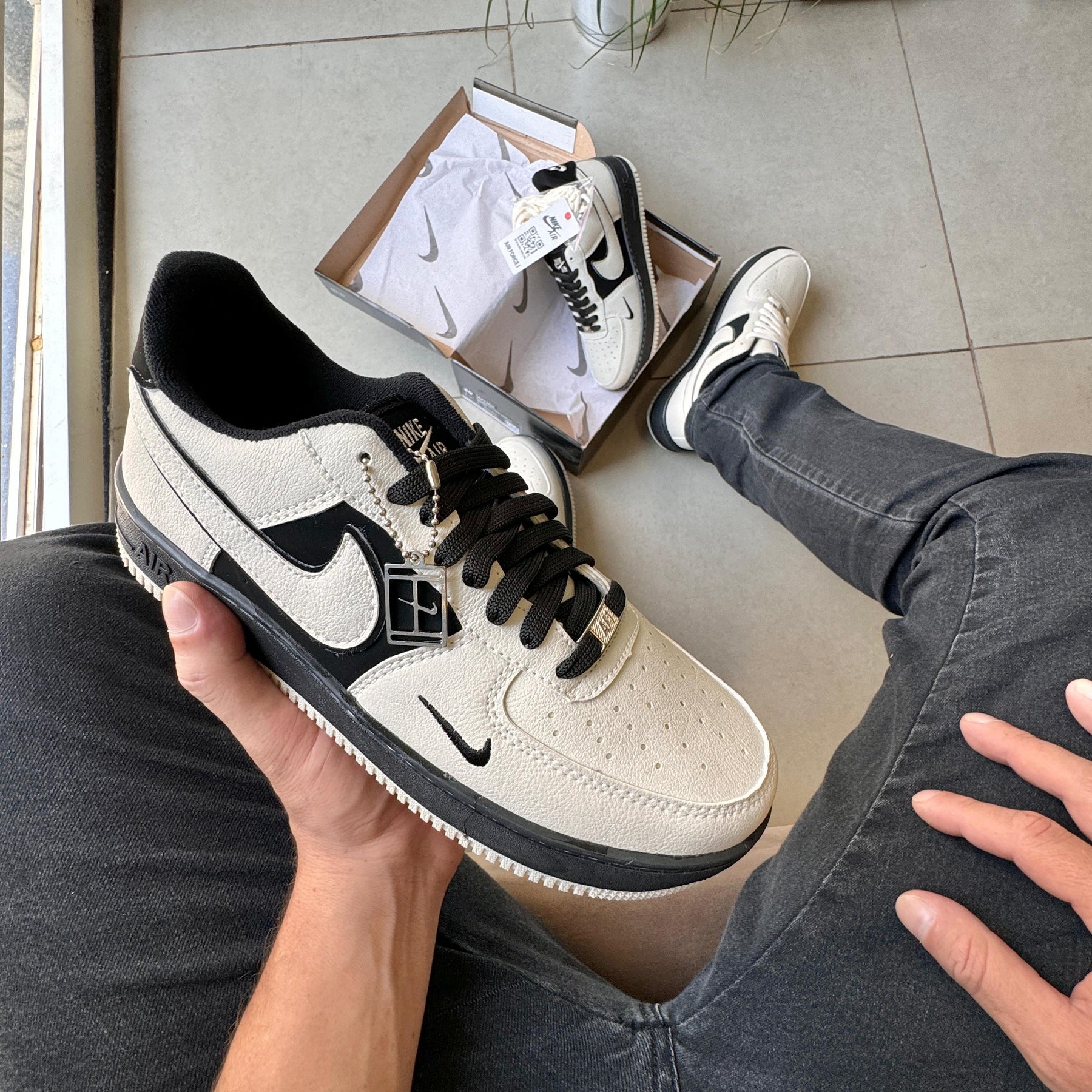 TĂȘnis Nike Air Force Nubuck Preto Masculino