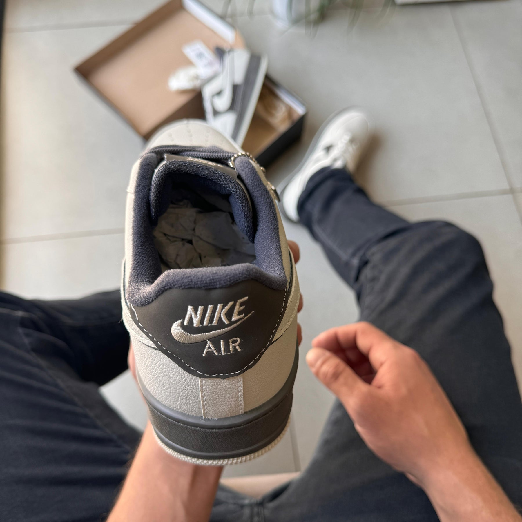 TĂȘnis Nike Air Force Nubuck Grafite Masculino