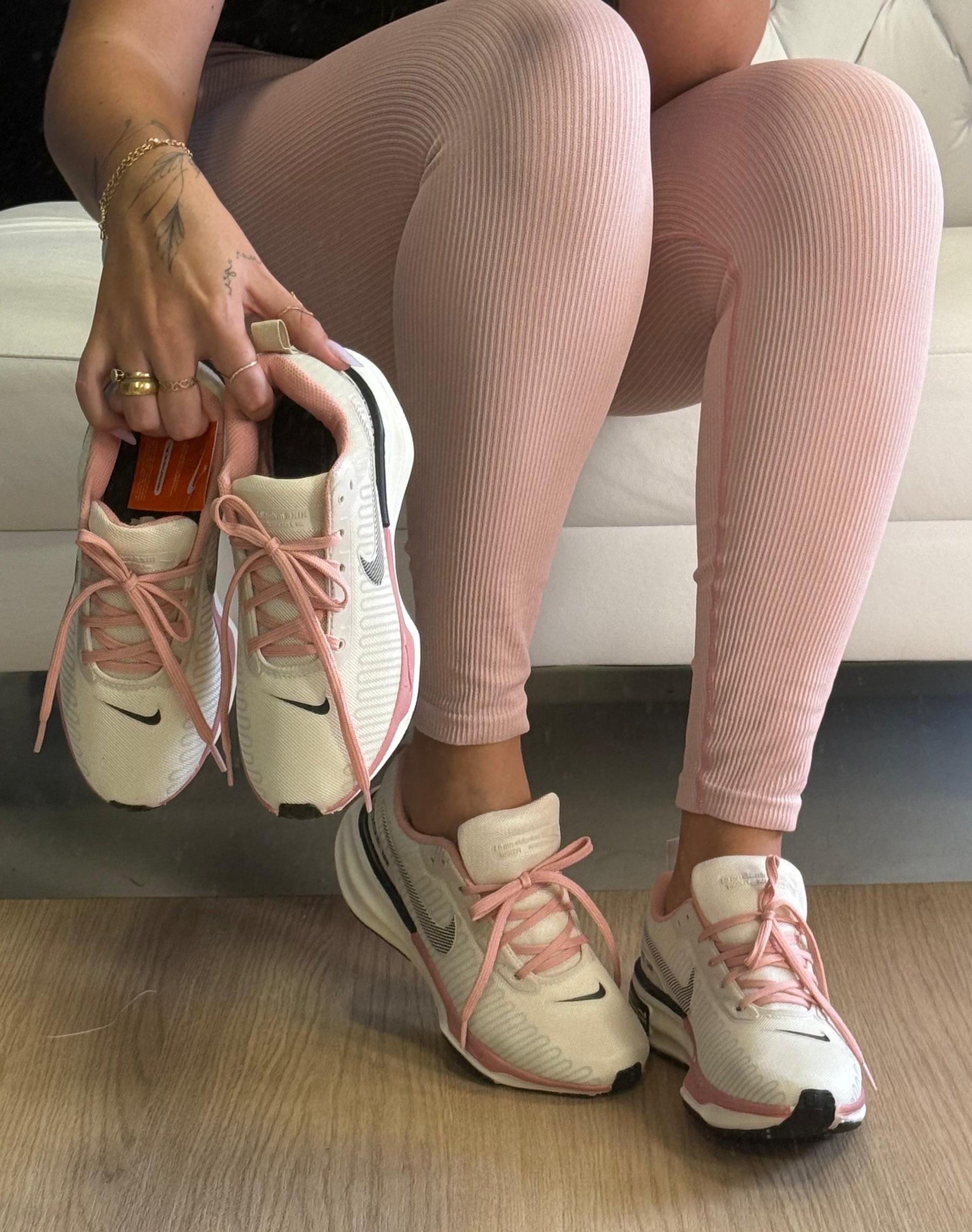 Tênis Nike Zoom X Invincible Run 3 Rosa Premium 2.0