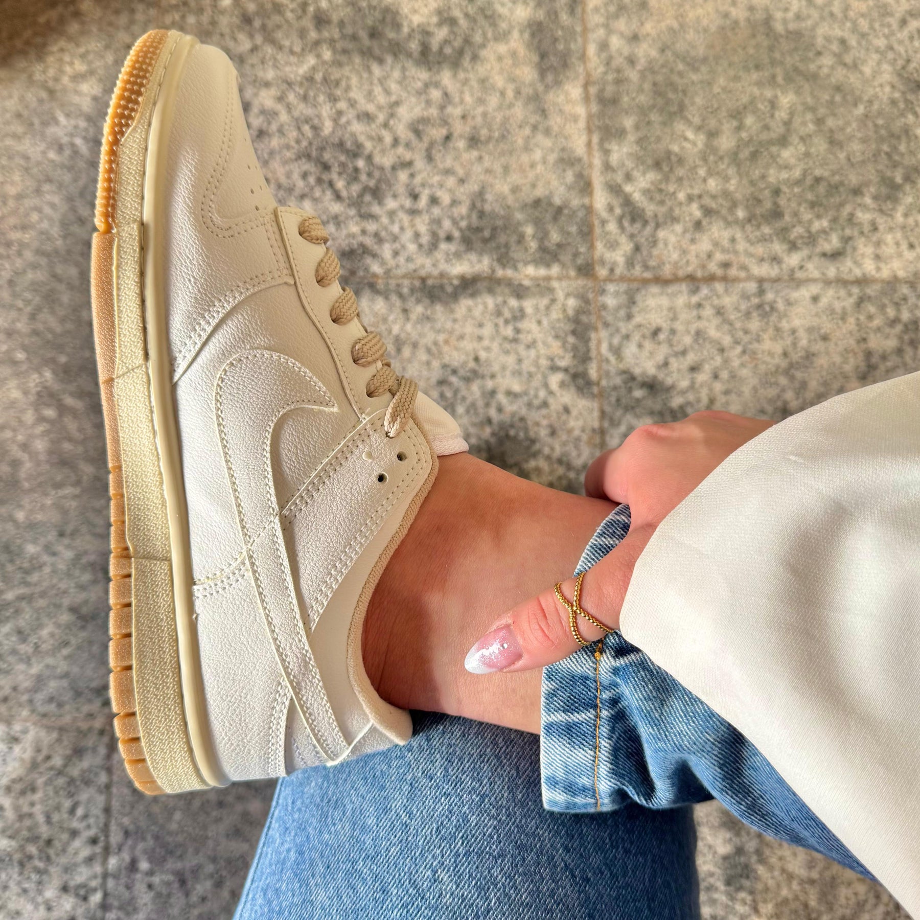 Tênis Nike Dunk Branco Bege Premium
