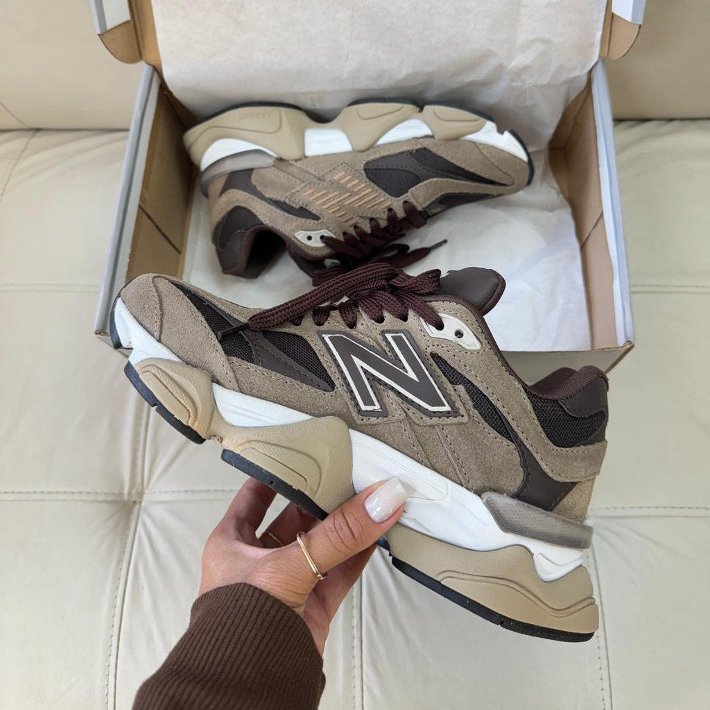 Tênis New Balance 9060 Sea Salt Marrom Feminino Couro Legítimo