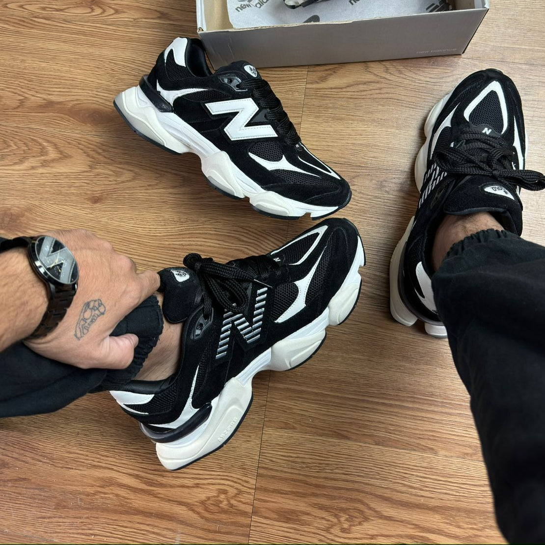 Tênis New Balance 9060 Sea Salt Preto e Branco Masculino Couro Legítimo