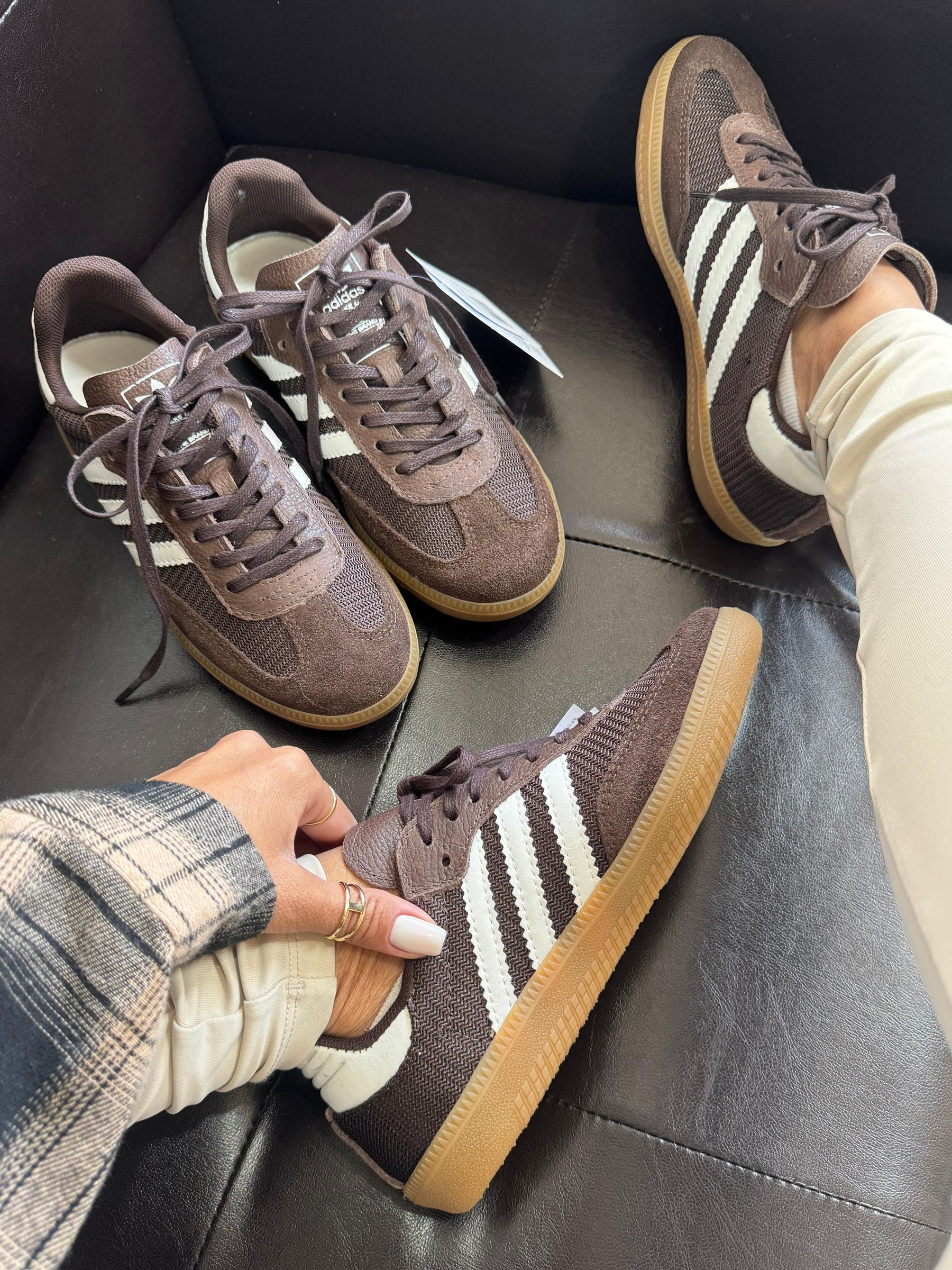 Tênis Adidas Samba OG Café Tricô em Couro Legítimo