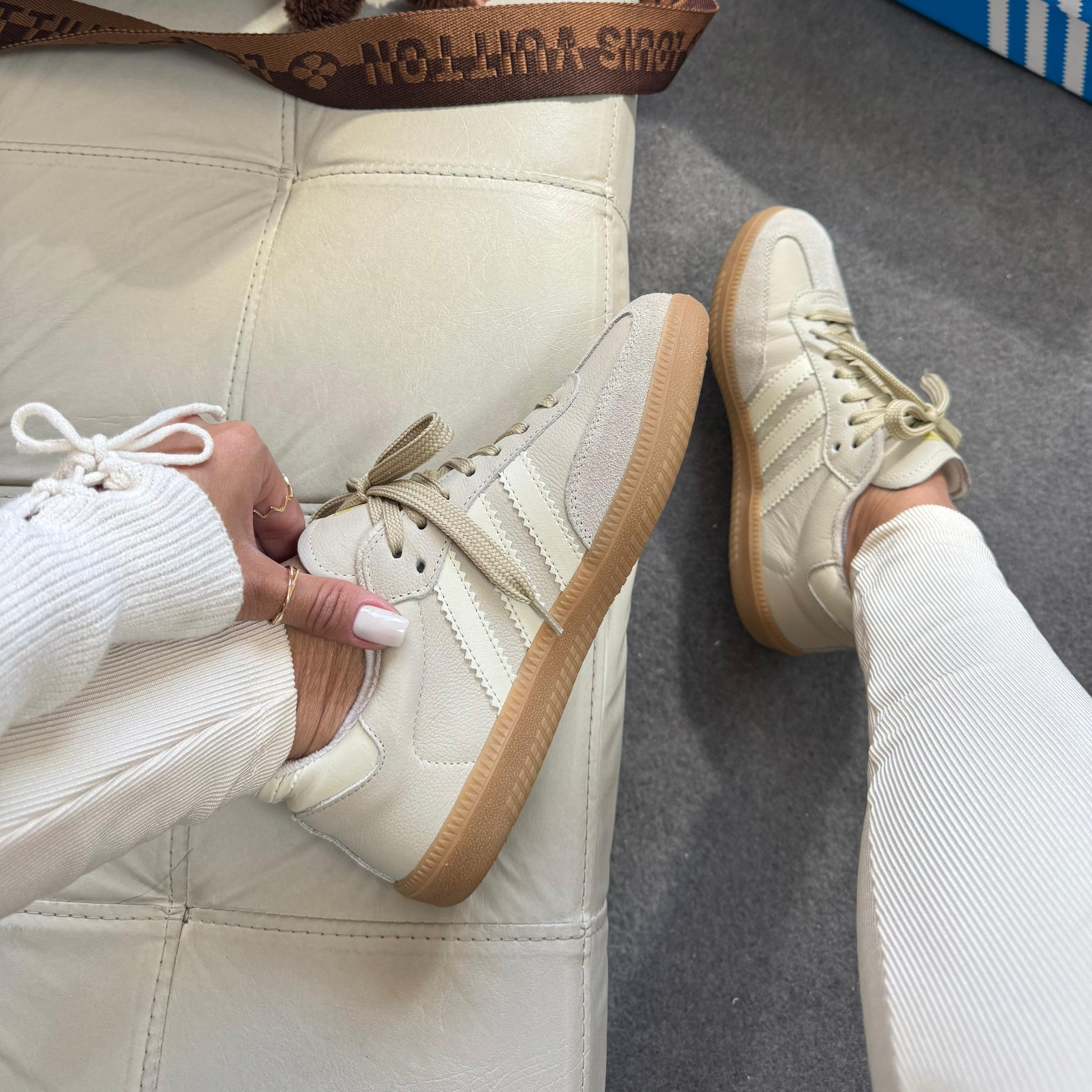 Tênis Adidas Samba OG Creme Prime em Couro Legítimo