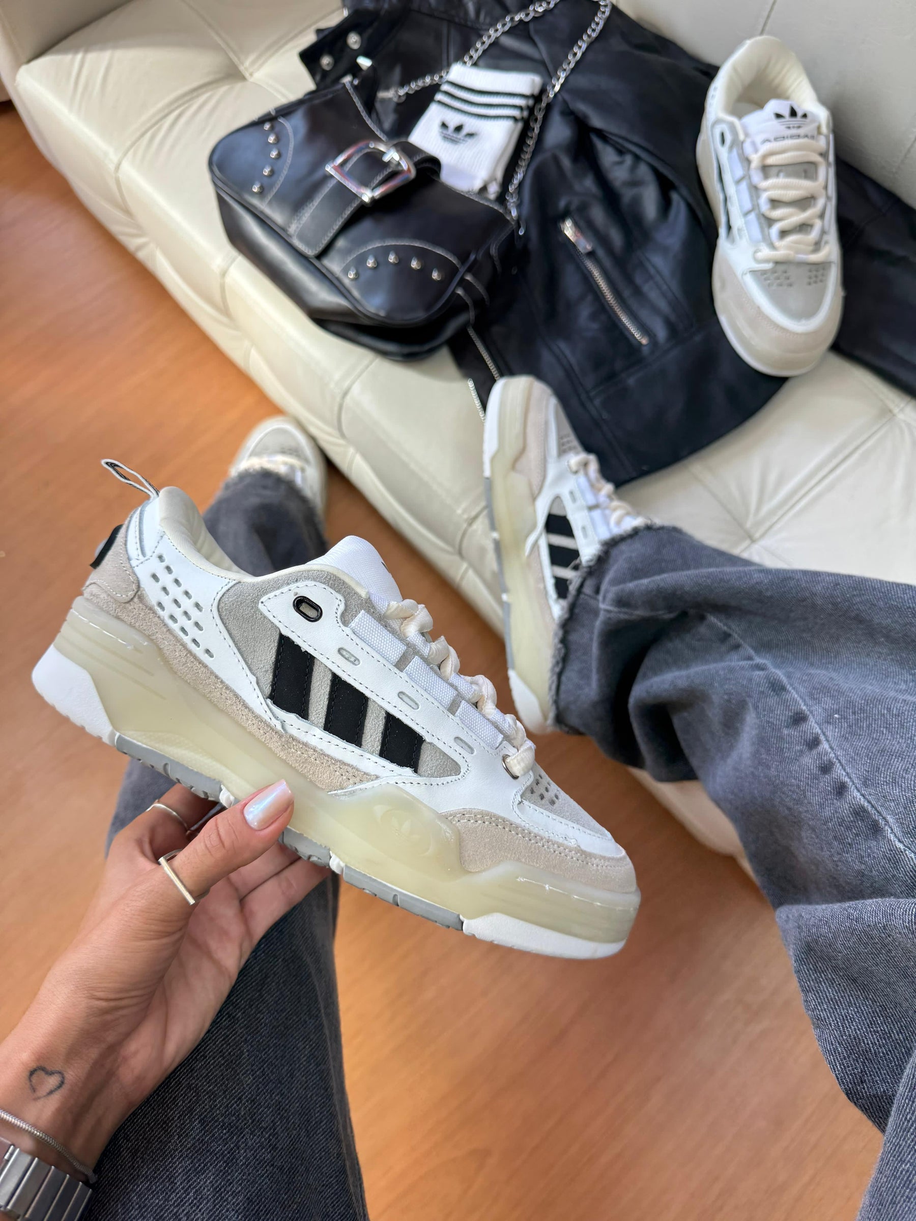 Tênis Adidas ADI2000 Cloud White Couro Legítimo