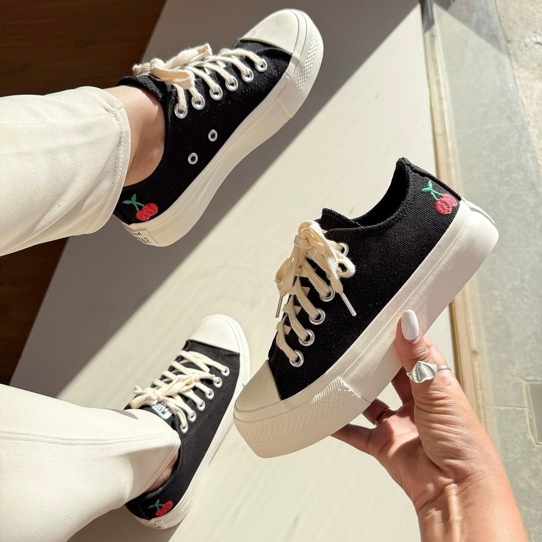 Tênis Chuck Taylor Lift Cherry On Converse