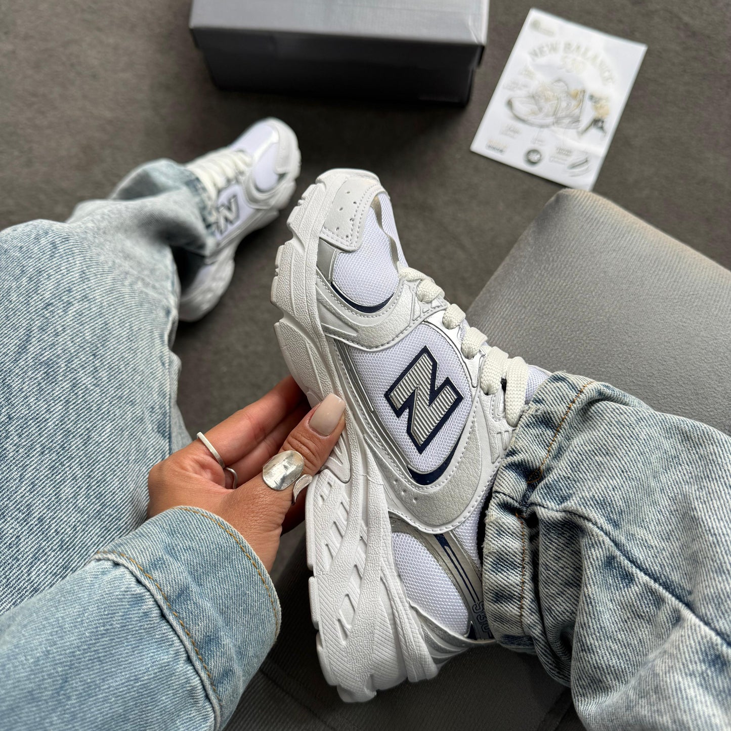 Tênis New Balance 530 Branco e Marinho Premium