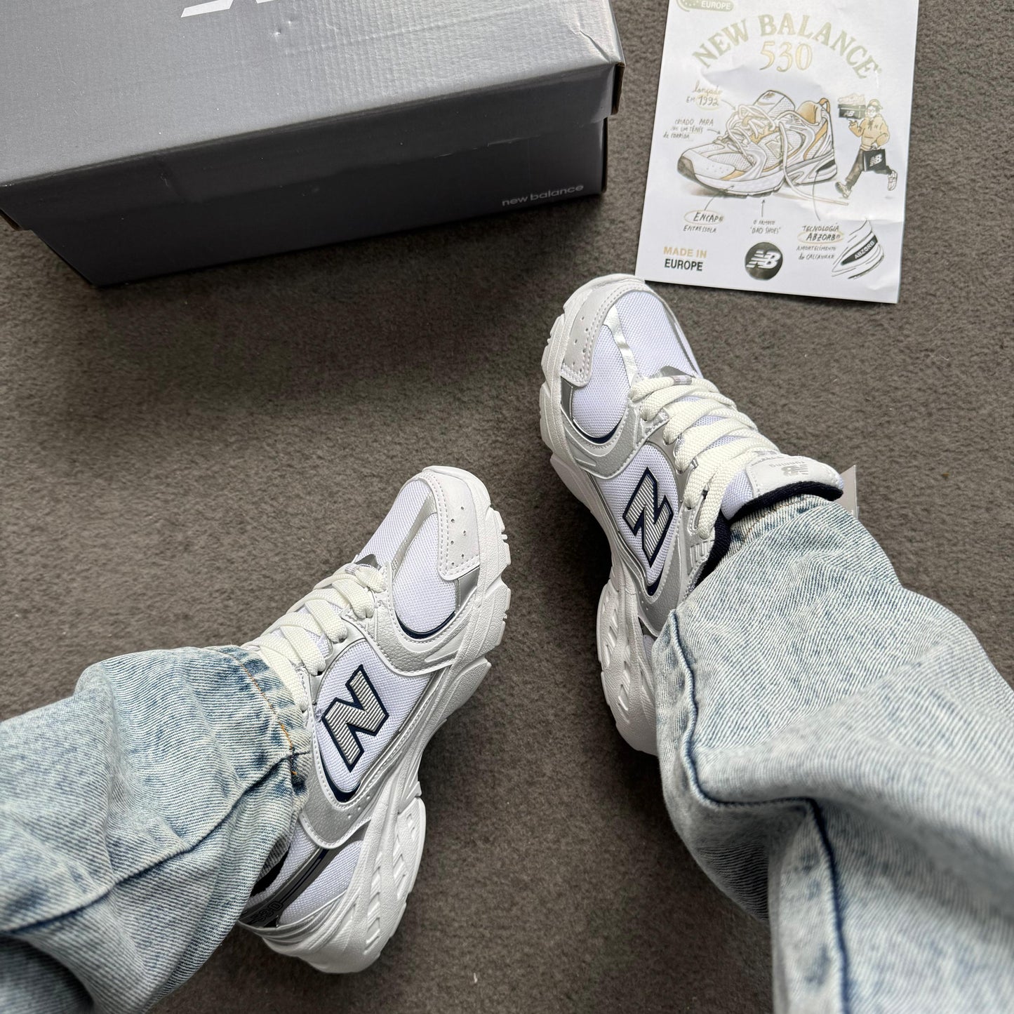 Tênis New Balance 530 Branco e Marinho Premium