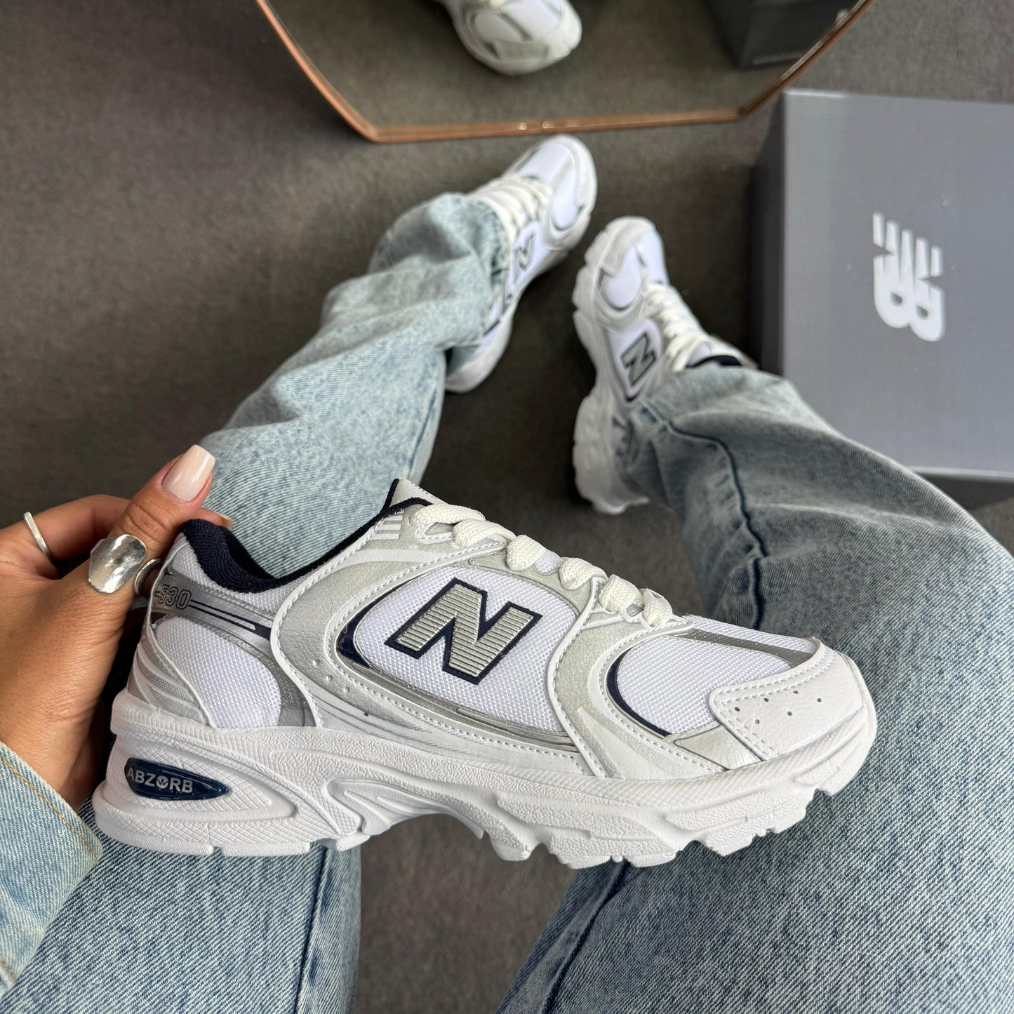Tênis New Balance 530 Branco e Marinho Premium