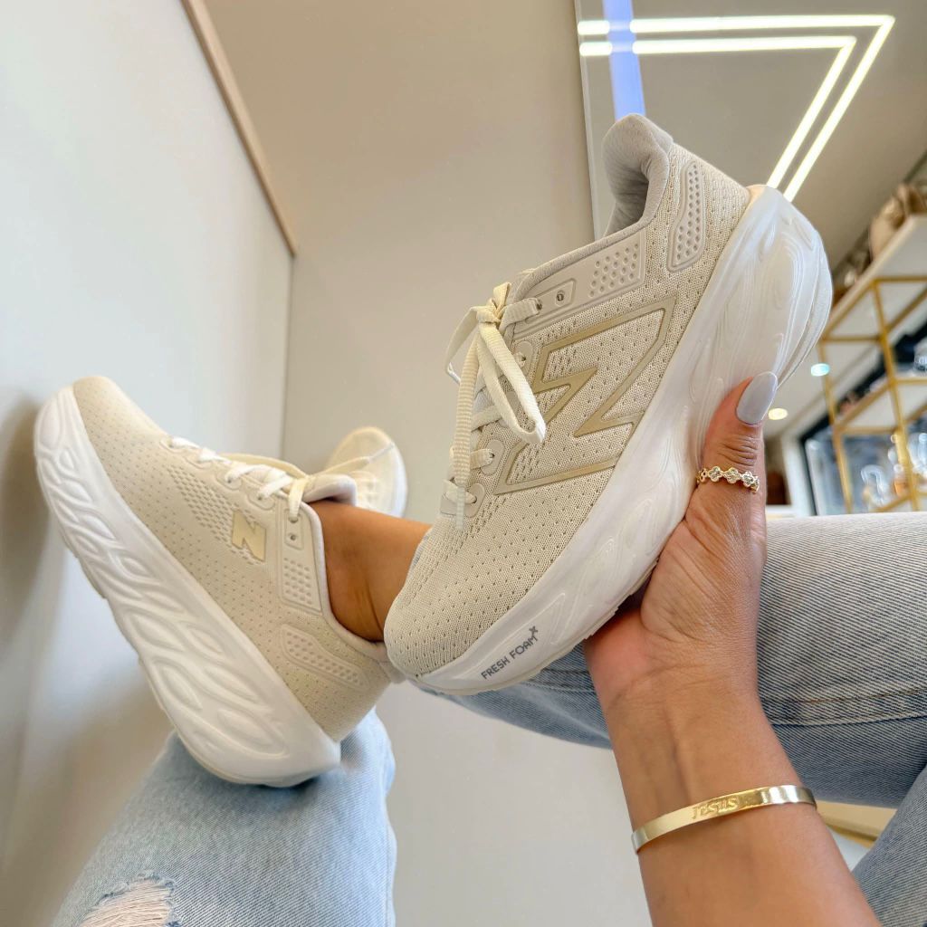 Tênis New Balance Fresh Faam 1080 Off Ouro Prime