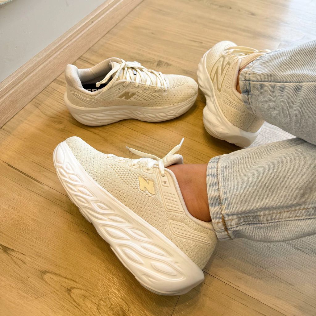 Tênis New Balance Fresh Faam 1080 Off Ouro Prime