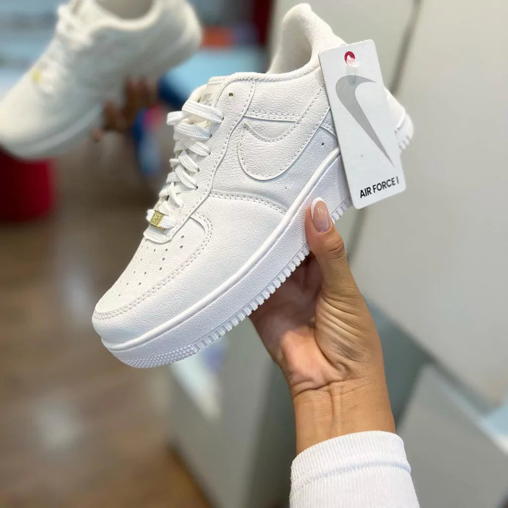 Tênis Nike Air Force Branco Clássico Feminino Premium
