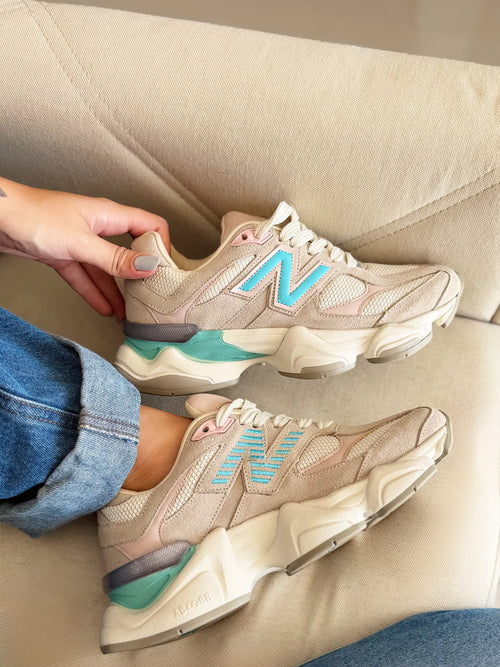 Tênis New Balance 9060 Sea Salt Nude Azul Couro Legítimo