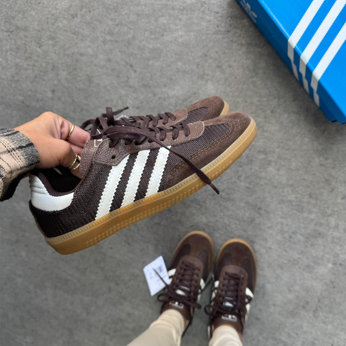 Tênis Adidas Samba OG Café Tricô em Couro Legítimo