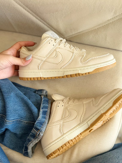 Tênis Nike Dunk SB Nude Bege Premium