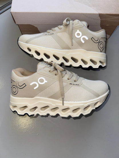 Tênis On Cloud Off White Prime + Meia Soquete