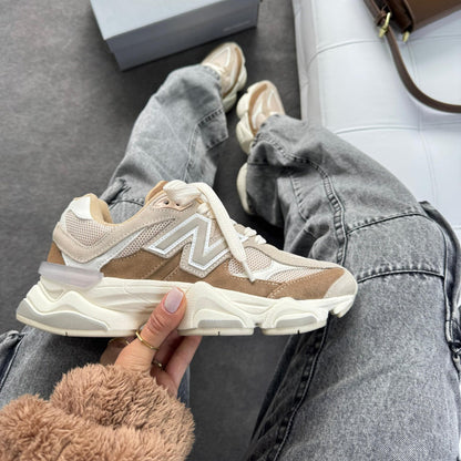 Tênis New Balance 9060 Sea Salt Cream Bege Couro Legítimo