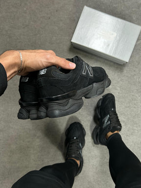 Tênis New Balance 9060 Sea Salt Preto Masculino Couro Legítimo