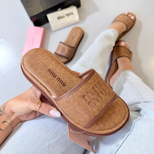 Sandália Miu Miu Caramelo Elegancy