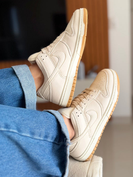 Tênis Nike Dunk SB Nude Bege Premium