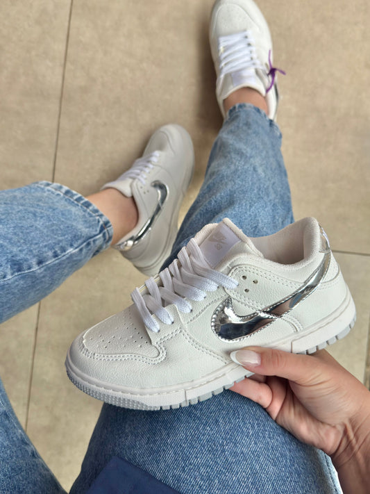 Tênis Nike Dunk Branco Prata Premium