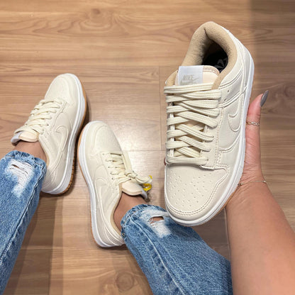 Tênis Nike Dunk SB Nude Bege Premium