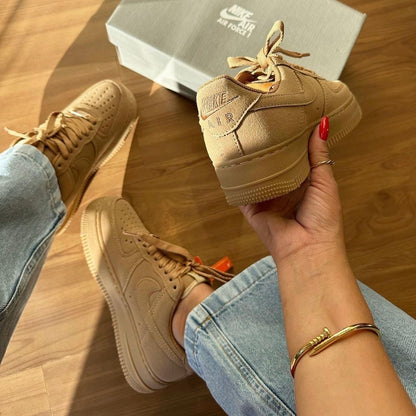 Tênis Nike Air Force 1 Caramelo 2.0