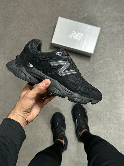 Tênis New Balance 9060 Sea Salt Preto Masculino Couro Legítimo