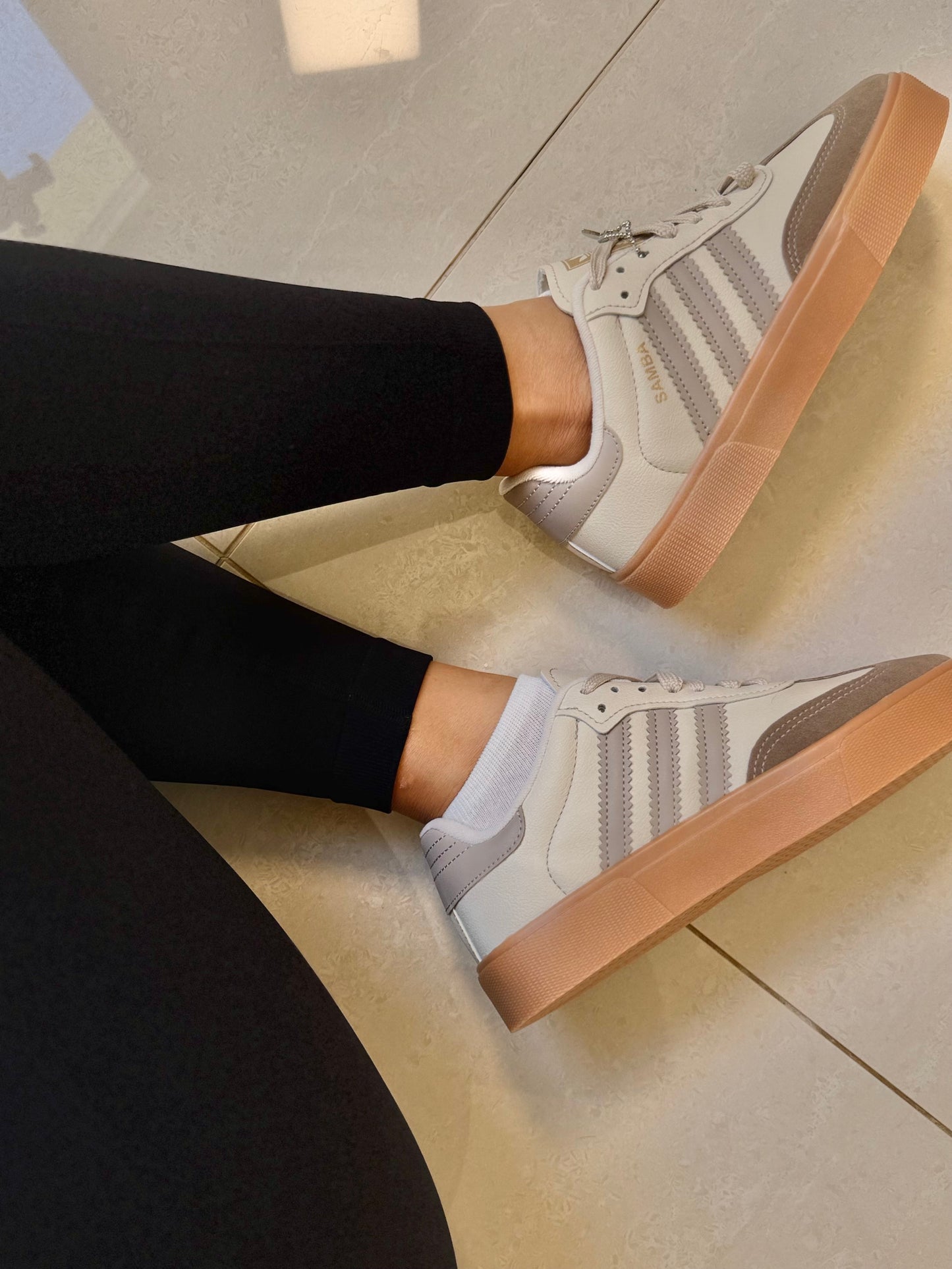 Tênis Adidas Samba Off Cinza Premium