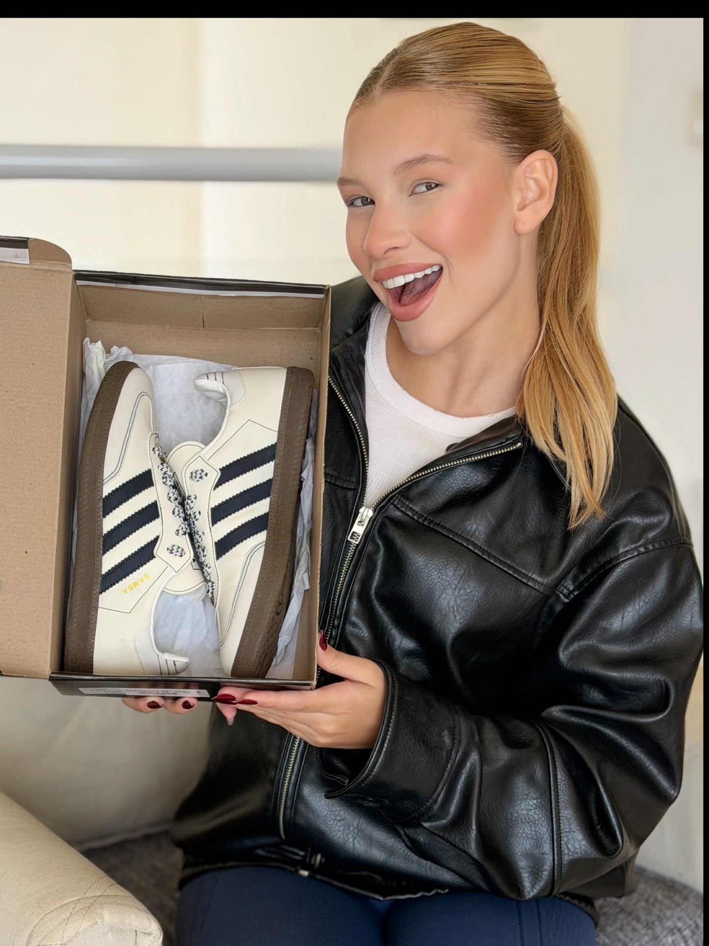 Tênis Adidas Samba OG Off White Dark Blue Vegan Prime