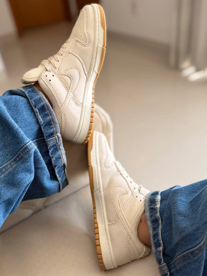 Tênis Nike Dunk SB Nude Bege Premium