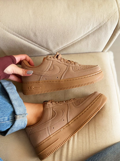 Tênis Nike Air Force 1 Caramelo 2.0