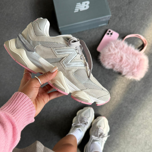 Tênis New Balance 9060 Danone Couro Legítimo