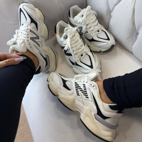 Tênis New Balance 9060 Sea Salt Branco e Preto Feminino Couro Legítimo