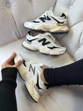 Tênis New Balance 9060 Sea Salt Branco e Preto Feminino Couro Legítimo