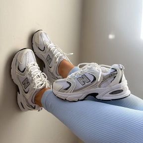 Tênis New Balance 530 Branco e Cinza Prime