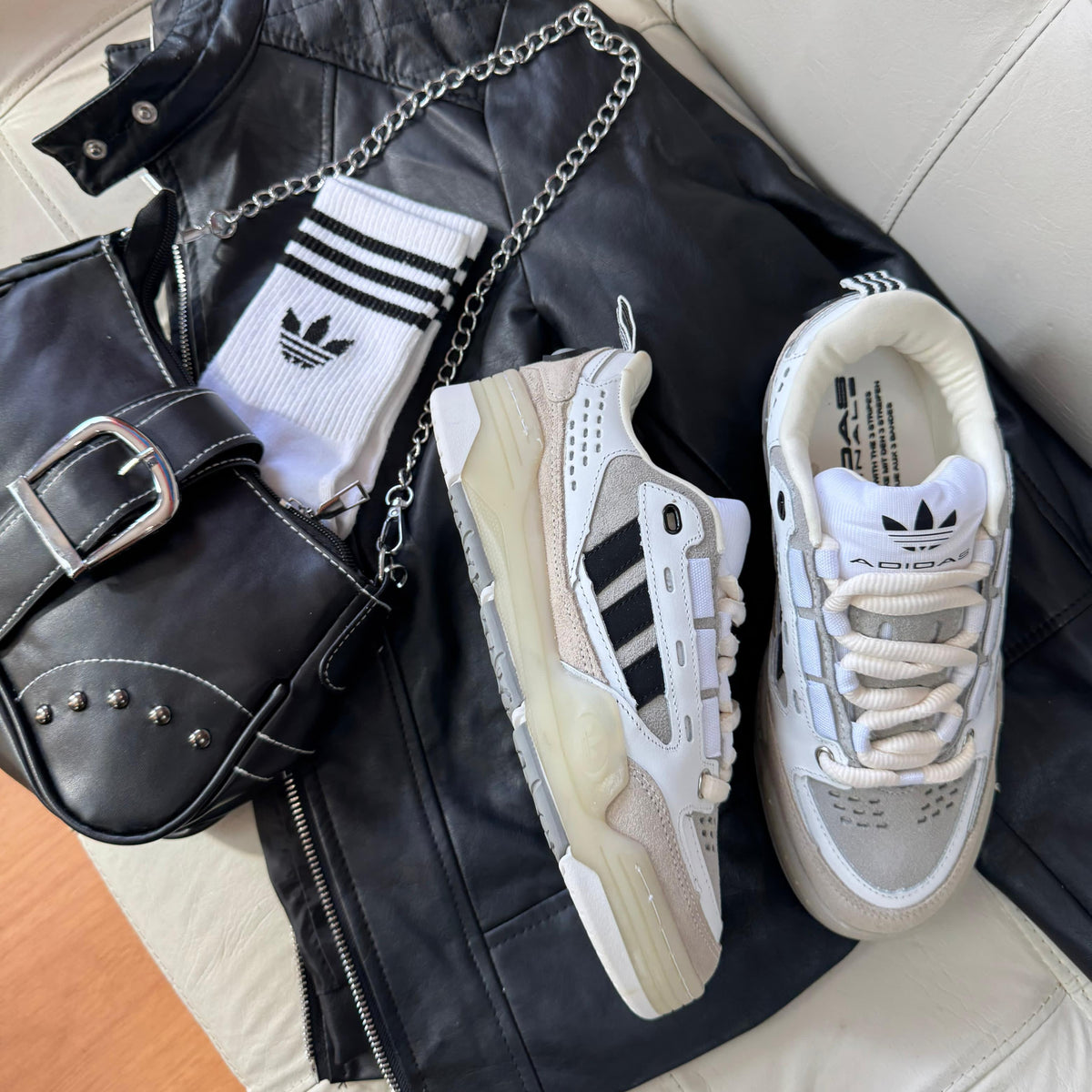 Tênis Adidas ADI2000 Cloud White Couro Legítimo