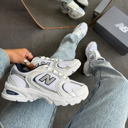 Tênis New Balance 530 Branco e Marinho Premium