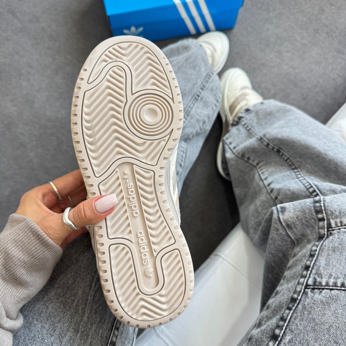 Tênis Adidas Fórum 2000 Vanilla Prime