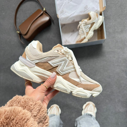 Tênis New Balance 9060 Sea Salt Cream Bege Couro Legítimo