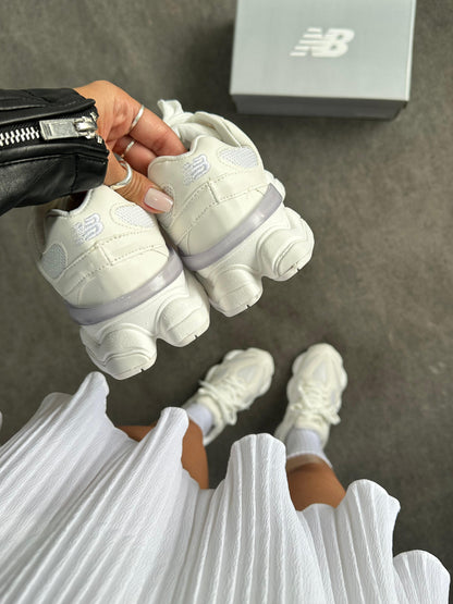 Tênis New Balance 9060 Sea Salt All White Premium Couro Legítimo