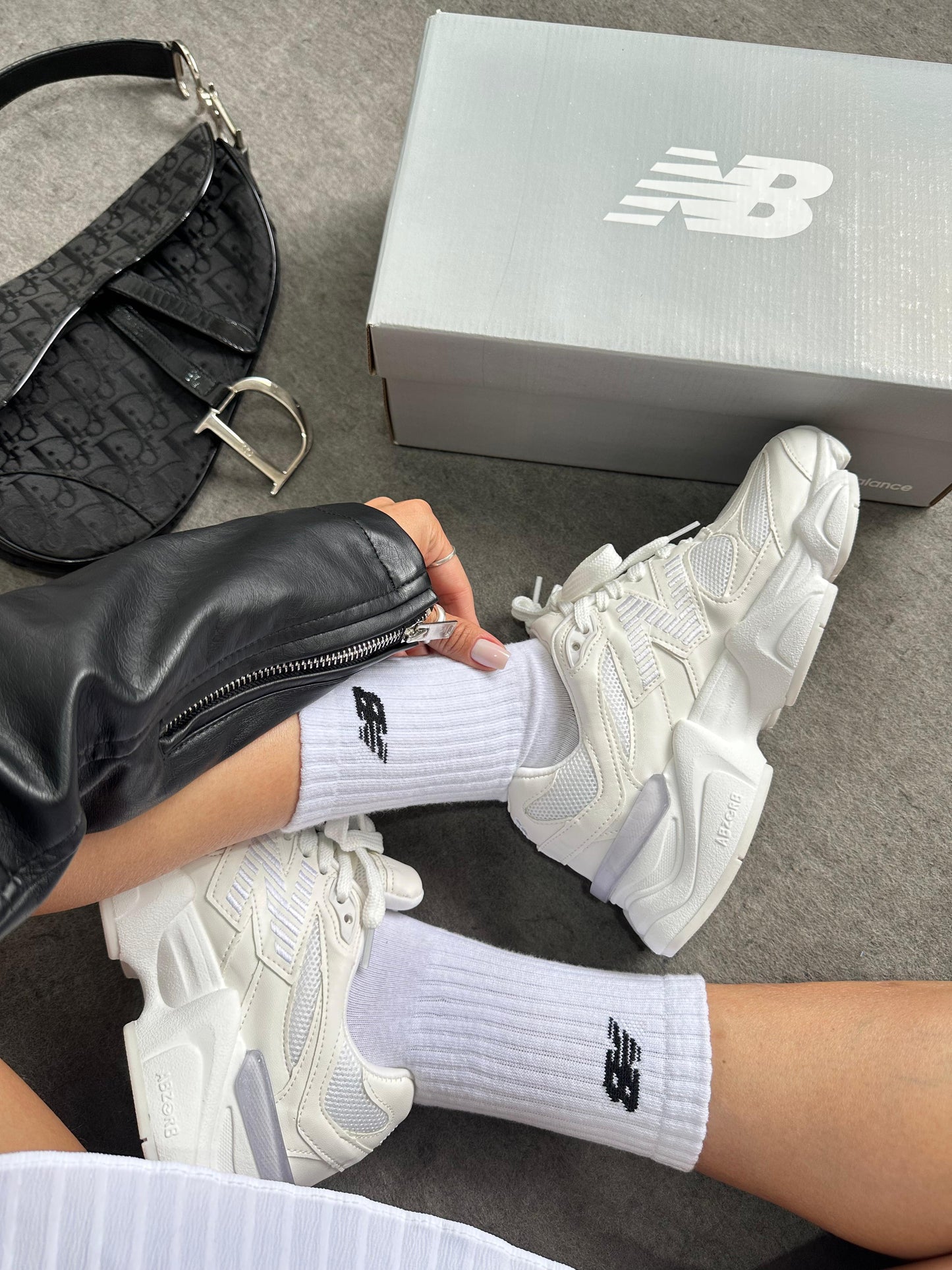 Tênis New Balance 9060 Sea Salt All White Premium Couro Legítimo