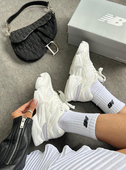 Tênis New Balance 9060 Sea Salt All White Premium Couro Legítimo