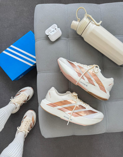 Tênis Adidas Evo SL Branco e Rose Prime