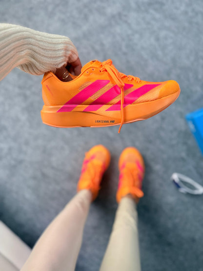Tênis Adidas  Evo SL Laranja e Pink Prime