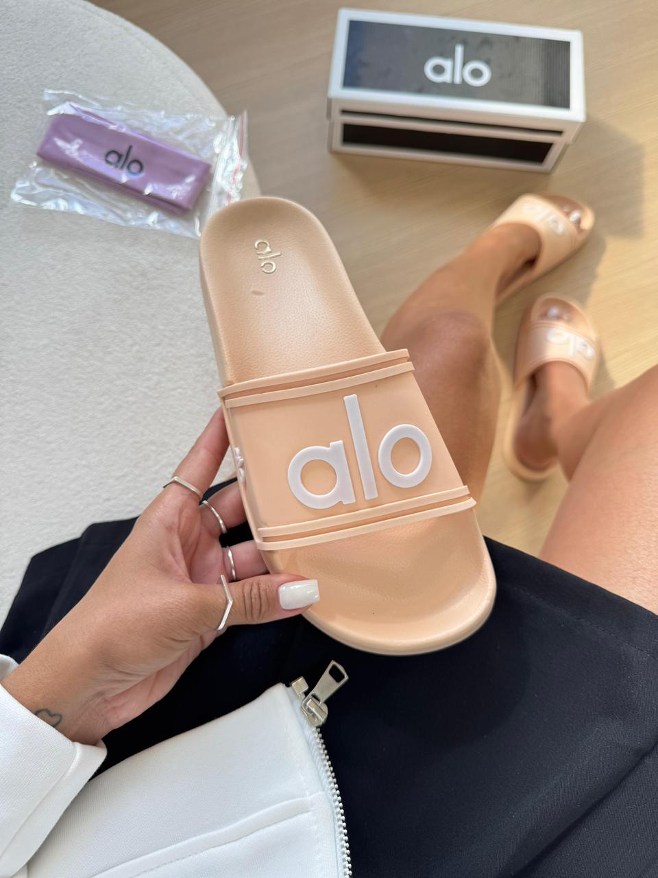 Chinelo Slide Alo Salmão + Tiara Premium