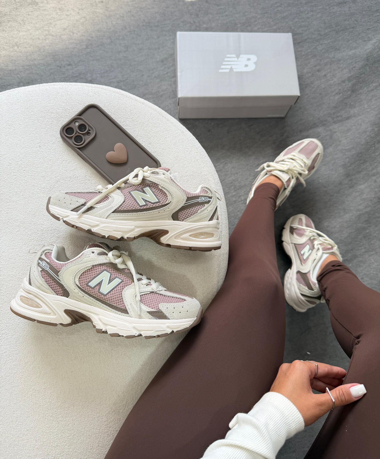 Tênis New Balance 530 Vanilla Rose Luxo